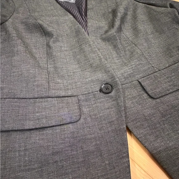 Express Charcoal Blazer - Picture 7 of 7